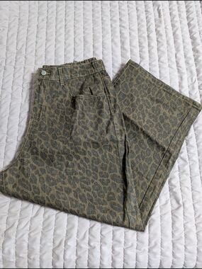 Dazy Plus - Leopard Print Jeans